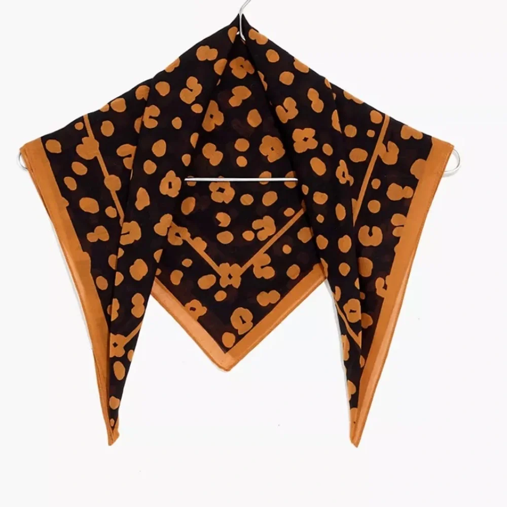 MADEWELL NWT AUTHENTIC GOLDEN PECAN COLOR DESIGN BANDANA